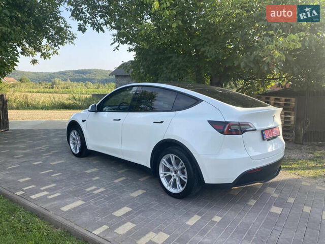 Белый Тесла Model Y, объемом двигателя 0 л и пробегом 58 тыс. км за 24000 $, фото 46 на Automoto.ua