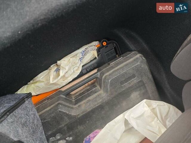 Белый Тесла Model Y, объемом двигателя 0 л и пробегом 38 тыс. км за 28000 $, фото 27 на Automoto.ua