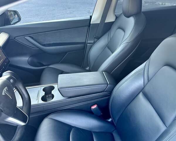 Белый Тесла Model Y, объемом двигателя 0 л и пробегом 39 тыс. км за 28799 $, фото 17 на Automoto.ua