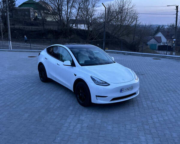 Белый Тесла Model Y, объемом двигателя 0 л и пробегом 20 тыс. км за 28000 $, фото 13 на Automoto.ua