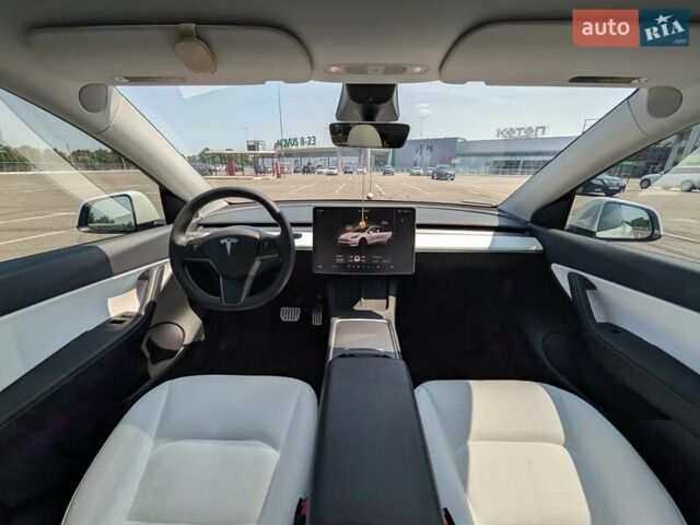 Белый Тесла Model Y, объемом двигателя 0 л и пробегом 39 тыс. км за 29500 $, фото 16 на Automoto.ua