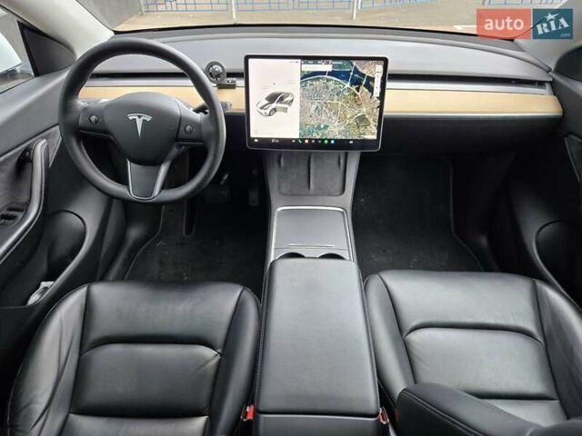 Белый Тесла Model Y, объемом двигателя 0 л и пробегом 70 тыс. км за 31500 $, фото 19 на Automoto.ua