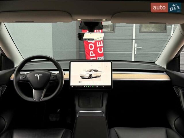 Білий Тесла Model Y, об'ємом двигуна 0 л та пробігом 60 тис. км за 28500 $, фото 16 на Automoto.ua