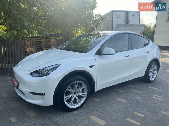 Белый Тесла Model Y, объемом двигателя 0 л и пробегом 58 тыс. км за 24000 $, фото 21 на Automoto.ua