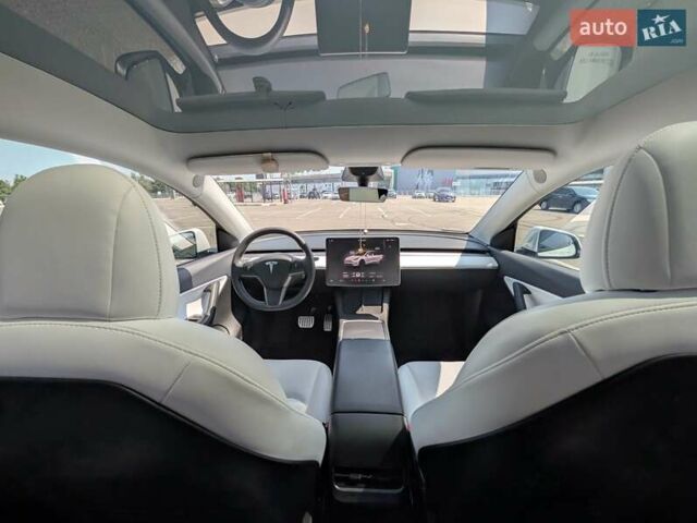 Белый Тесла Model Y, объемом двигателя 0 л и пробегом 39 тыс. км за 29500 $, фото 15 на Automoto.ua