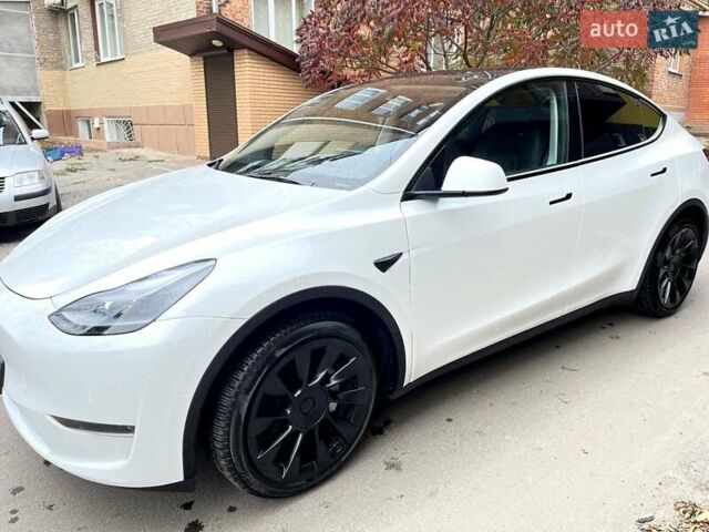 Белый Тесла Model Y, объемом двигателя 0 л и пробегом 34 тыс. км за 31500 $, фото 7 на Automoto.ua