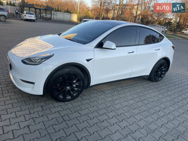 Білий Тесла Model Y, об'ємом двигуна 0 л та пробігом 167 тис. км за 24999 $, фото 3 на Automoto.ua