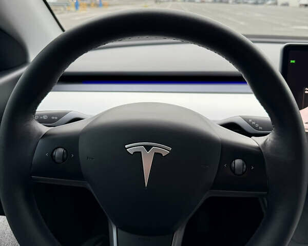 Білий Тесла Model Y, об'ємом двигуна 0 л та пробігом 71 тис. км за 24000 $, фото 17 на Automoto.ua