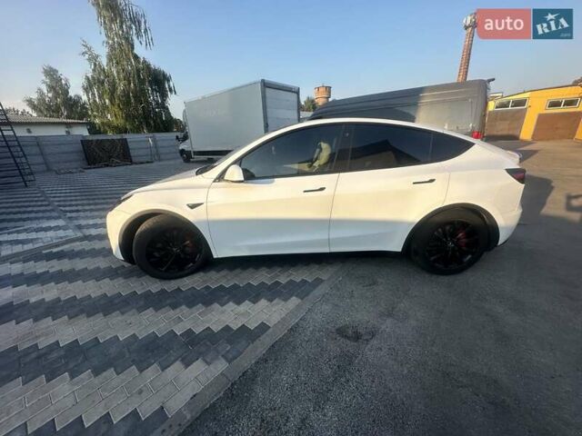 Тесла Model Y 2022 у Києві на Automoto.ua Білий Тесла Model Y, об'ємом двигуна 0 л та пробігом 25 тис. км за 35500 $, фото 8 на Automoto.ua