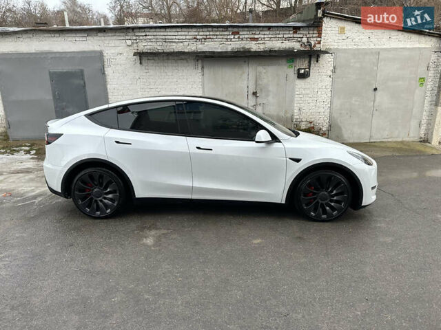 Белый Тесла Model Y, объемом двигателя 0 л и пробегом 38 тыс. км за 44900 $, фото 15 на Automoto.ua