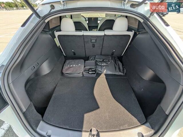 Белый Тесла Model Y, объемом двигателя 0 л и пробегом 39 тыс. км за 29500 $, фото 22 на Automoto.ua