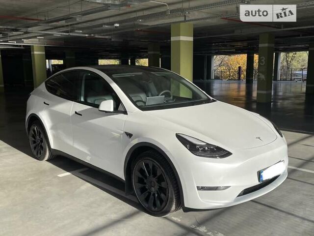 Белый Тесла Model Y, объемом двигателя 0 л и пробегом 10 тыс. км за 45500 $, фото 30 на Automoto.ua