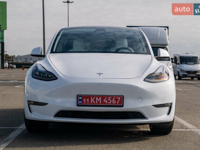 Белый Тесла Model Y, объемом двигателя 0 л и пробегом 50 тыс. км за 30000 $, фото 7 на Automoto.ua