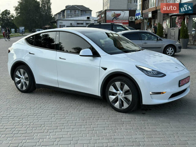 Белый Тесла Model Y, объемом двигателя 0 л и пробегом 75 тыс. км за 24900 $, фото 11 на Automoto.ua