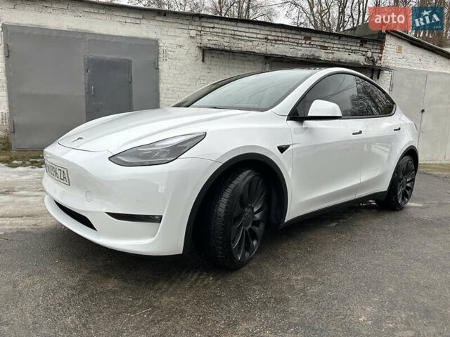 Белый Тесла Model Y, объемом двигателя 0 л и пробегом 38 тыс. км за 44900 $, фото 1 на Automoto.ua