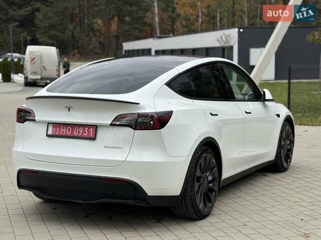 Білий Тесла Model Y, об'ємом двигуна 0 л та пробігом 117 тис. км за 23500 $, фото 19 на Automoto.ua