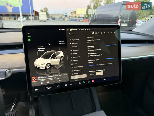 Белый Тесла Model Y, объемом двигателя 0 л и пробегом 81 тыс. км за 25900 $, фото 12 на Automoto.ua