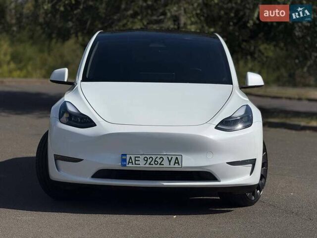 Білий Тесла Model Y, об'ємом двигуна 0 л та пробігом 56 тис. км за 26000 $, фото 2 на Automoto.ua