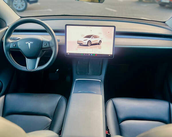 Тесла Model Y 2022 в Одессе на Automoto.ua Белый Тесла Model Y, объемом двигателя 0 л и пробегом 52 тыс. км за 27000 $, фото 10 на Automoto.ua