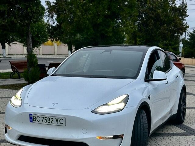 Тесла Model Y 2022 в Одессе на Automoto.ua Белый Тесла Model Y, объемом двигателя 0 л и пробегом 42 тыс. км за 28200 $, фото 2 на Automoto.ua