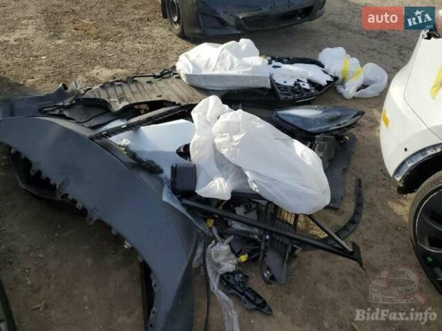 Тесла Model Y 2022 в Киеве на Automoto.ua Белый Тесла Model Y, объемом двигателя 0 л и пробегом 57 тыс. км за 25950 $, фото 28 на Automoto.ua