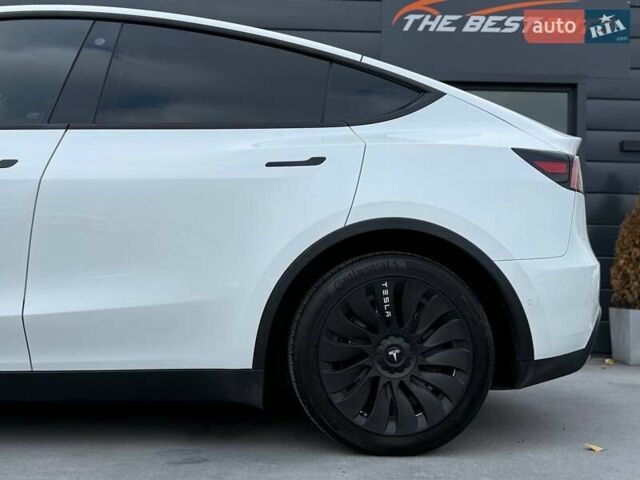 Тесла Model Y 2022 в Ровно на Automoto.ua Белый Тесла Model Y, объемом двигателя 0 л и пробегом 83 тыс. км за 22500 $, фото 11 на Automoto.ua