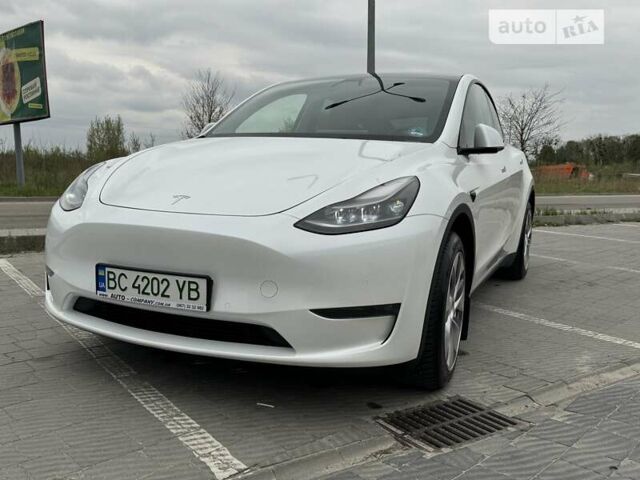 Білий Тесла Model Y, об'ємом двигуна 0 л та пробігом 39 тис. км за 37500 $, фото 1 на Automoto.ua