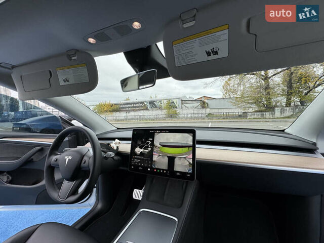 Белый Тесла Model Y, объемом двигателя 0 л и пробегом 68 тыс. км за 35000 $, фото 25 на Automoto.ua