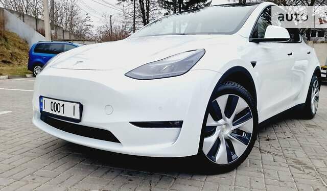 Білий Тесла Model Y, об'ємом двигуна 0 л та пробігом 48 тис. км за 41800 $, фото 32 на Automoto.ua