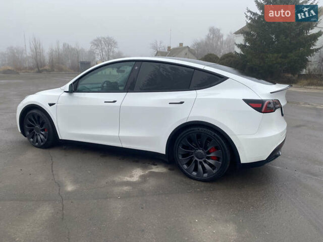 Белый Тесла Model Y, объемом двигателя 0 л и пробегом 58 тыс. км за 29500 $, фото 13 на Automoto.ua