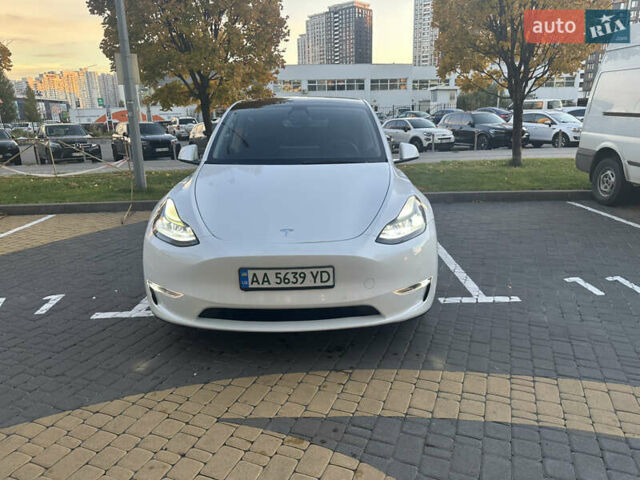 Белый Тесла Model Y, объемом двигателя 0 л и пробегом 80 тыс. км за 31500 $, фото 1 на Automoto.ua