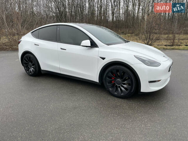 Білий Тесла Model Y, об'ємом двигуна 0 л та пробігом 66 тис. км за 35000 $, фото 3 на Automoto.ua