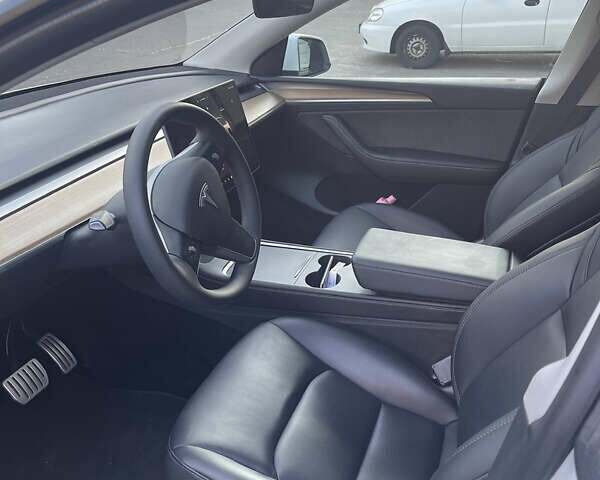 Белый Тесла Model Y, объемом двигателя 0 л и пробегом 25 тыс. км за 31500 $, фото 7 на Automoto.ua