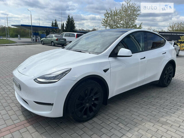 Белый Тесла Model Y, объемом двигателя 0 л и пробегом 22 тыс. км за 33900 $, фото 44 на Automoto.ua