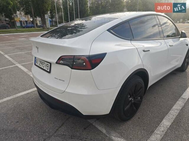 Белый Тесла Model Y, объемом двигателя 0 л и пробегом 38 тыс. км за 28000 $, фото 7 на Automoto.ua