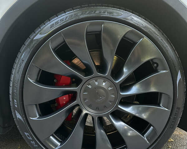 Білий Тесла Model Y, об'ємом двигуна 0 л та пробігом 38 тис. км за 29700 $, фото 5 на Automoto.ua