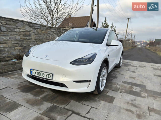 Белый Тесла Model Y, объемом двигателя 0 л и пробегом 82 тыс. км за 35000 $, фото 2 на Automoto.ua