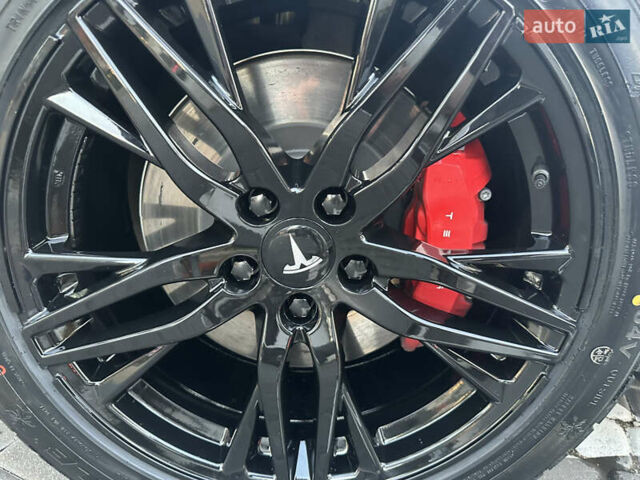 Белый Тесла Model Y, объемом двигателя 0 л и пробегом 80 тыс. км за 31500 $, фото 22 на Automoto.ua