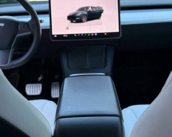 Белый Тесла Model Y, объемом двигателя 0 л и пробегом 72 тыс. км за 30500 $, фото 11 на Automoto.ua