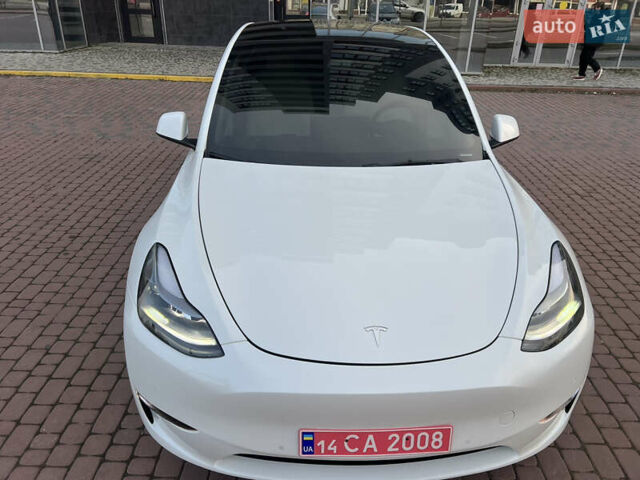 Белый Тесла Model Y, объемом двигателя 0 л и пробегом 21 тыс. км за 34999 $, фото 7 на Automoto.ua
