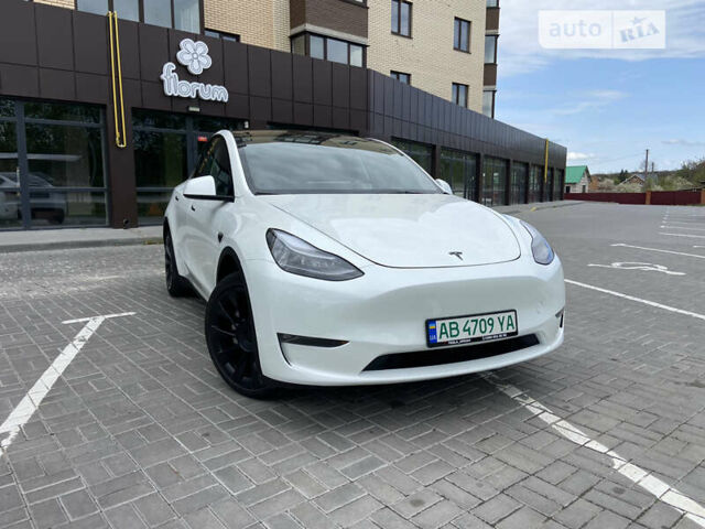 Білий Тесла Model Y, об'ємом двигуна 0 л та пробігом 18 тис. км за 31000 $, фото 8 на Automoto.ua