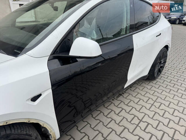 Белый Тесла Model Y, объемом двигателя 0 л и пробегом 29 тыс. км за 21700 $, фото 9 на Automoto.ua