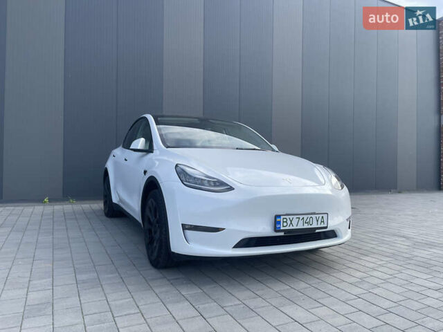 Белый Тесла Model Y, объемом двигателя 0 л и пробегом 38 тыс. км за 31000 $, фото 10 на Automoto.ua