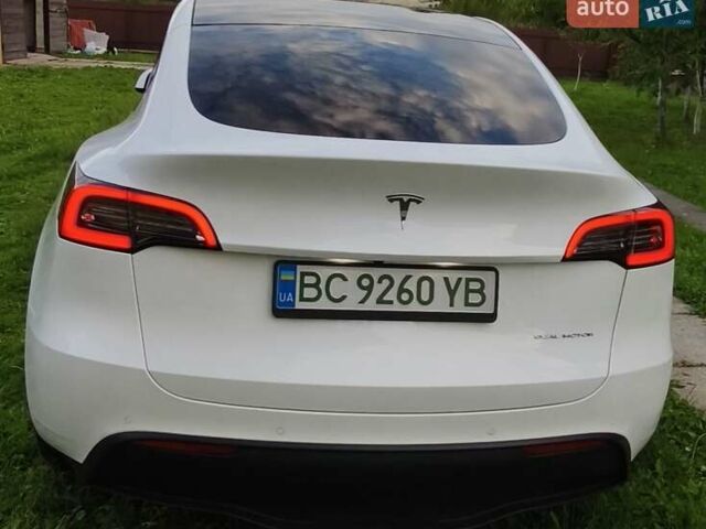 Белый Тесла Model Y, объемом двигателя 0 л и пробегом 69 тыс. км за 23500 $, фото 20 на Automoto.ua