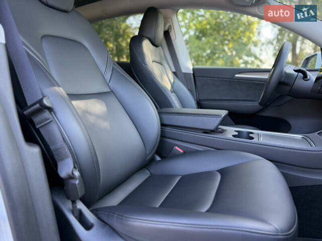 Белый Тесла Model Y, объемом двигателя 0 л и пробегом 12 тыс. км за 26500 $, фото 12 на Automoto.ua