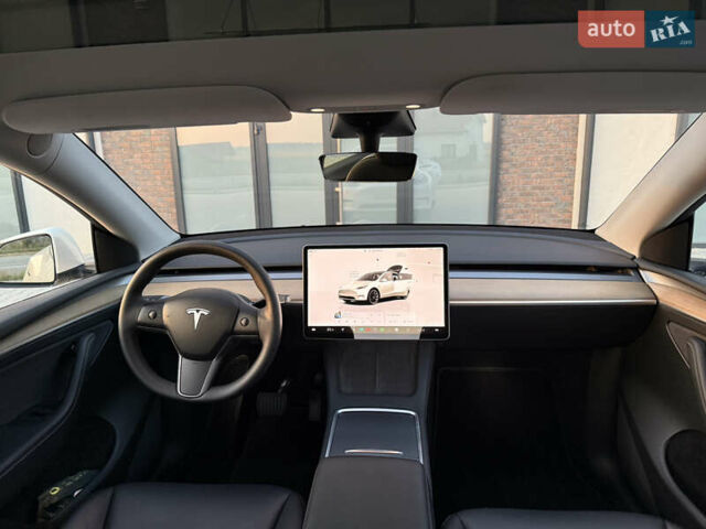 Белый Тесла Model Y, объемом двигателя 0 л и пробегом 74 тыс. км за 24800 $, фото 20 на Automoto.ua