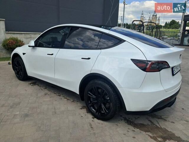 Белый Тесла Model Y, объемом двигателя 0 л и пробегом 78 тыс. км за 24600 $, фото 14 на Automoto.ua