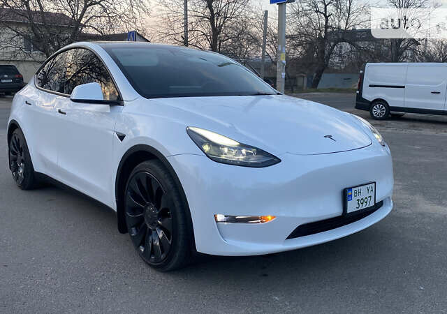 Білий Тесла Model Y, об'ємом двигуна 0 л та пробігом 23 тис. км за 45000 $, фото 8 на Automoto.ua