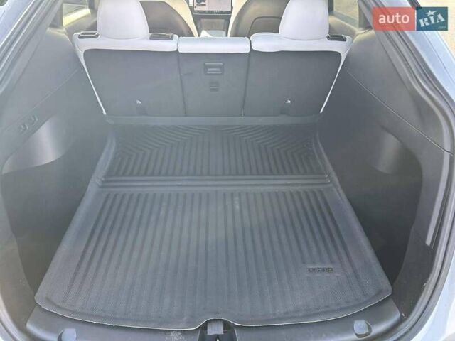 Білий Тесла Model Y, об'ємом двигуна 0 л та пробігом 61 тис. км за 22300 $, фото 10 на Automoto.ua