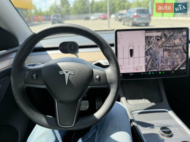Білий Тесла Model Y, об'ємом двигуна 0 л та пробігом 90 тис. км за 31000 $, фото 10 на Automoto.ua